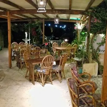 Aparthotel Violetta Amoudara (Heraklion)