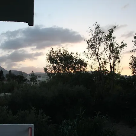 Апарт-отель Violetta Amoudara (Heraklion)